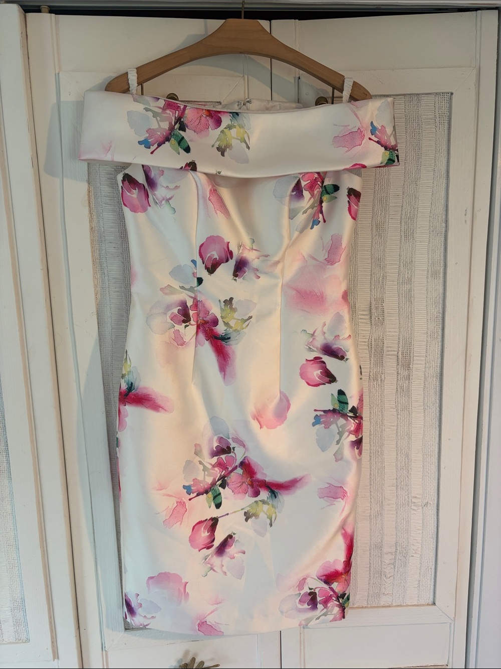 Social Occasions by Mon Cheri 118875 dress in floral size 6